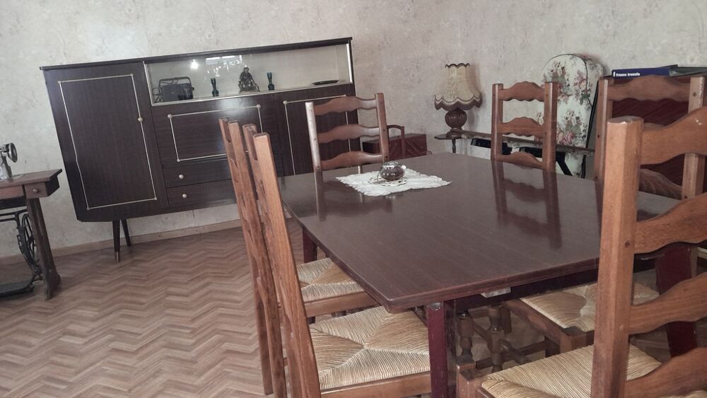 Salle &agrave; manger Meubles