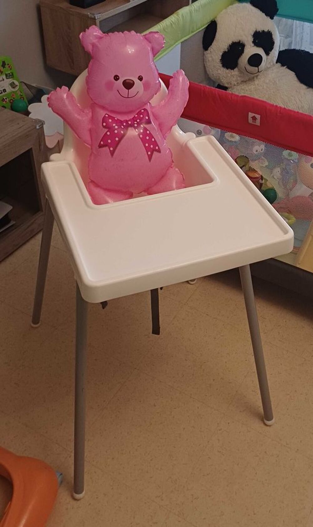 chaise haute b&eacute;b&eacute; Mobilier enfants