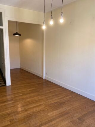  Appartement à louer 2 pièces 55 m² Grenoble