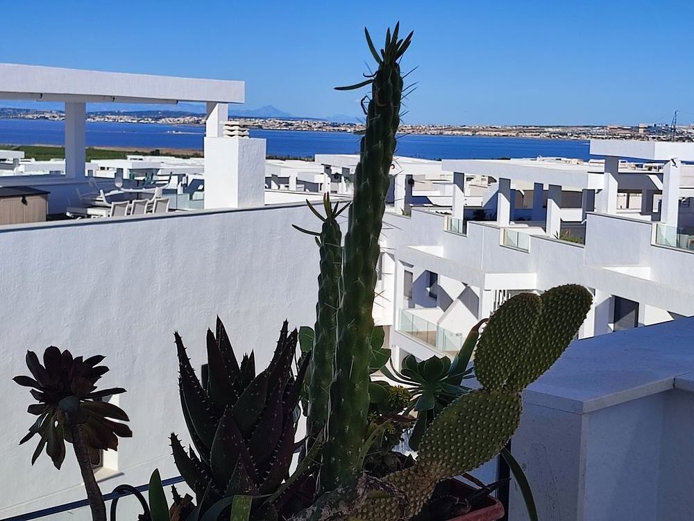   EN ESPAGNE APPARTEMENT HAUT STANDING POUR 4/6 PERSONNES  Espagne, 08186