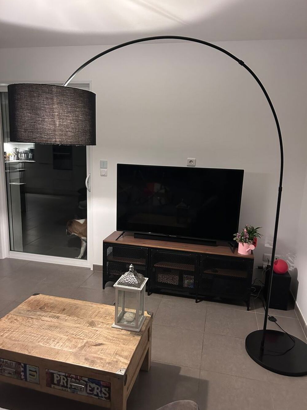 Lampadaire &agrave; Arc Décoration