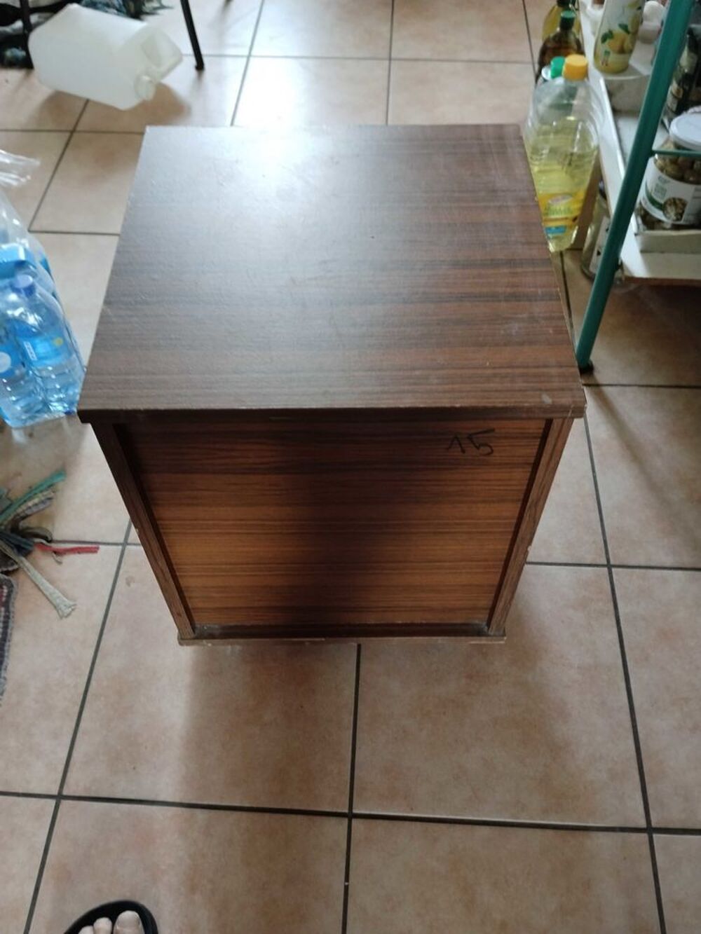 Armoire avec &eacute;tag&egrave;res Meubles