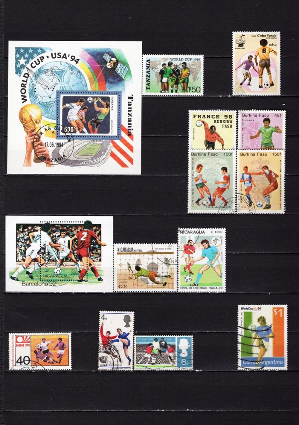 lot de 79 timbres du MONDE sur le FOOTBALL 