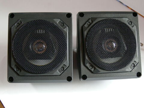 Enceintes/ auto 10 Plougoumelen (56)