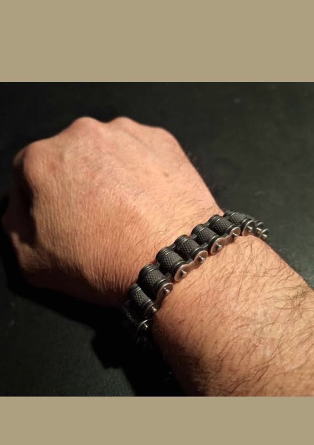 Bracelet Cha&icirc;ne de Moto Acier d'Inspiration Vintage Bijoux et montres