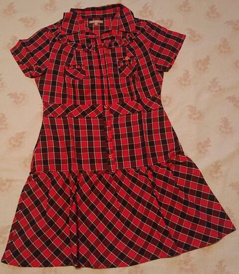 Tr�s jolie robe,TBE 8 Strasbourg (67)