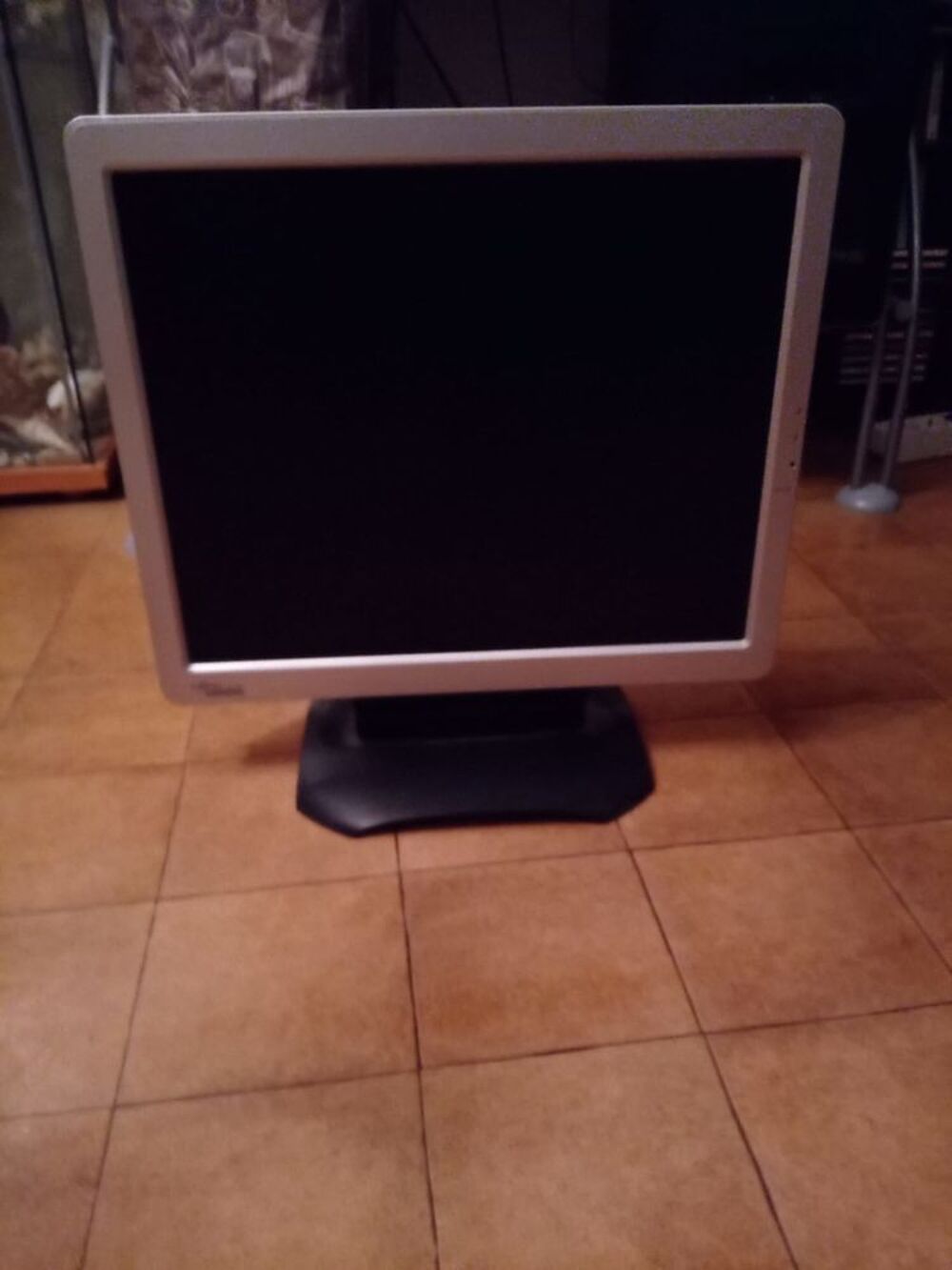 Ecran de PC, BE, Fujitsu Siemens diagonale 43 cm Matériel informatique