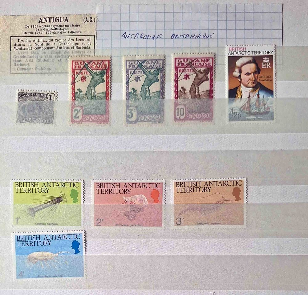 S&eacute;rie de timbres de collection d'Antigua bis 
