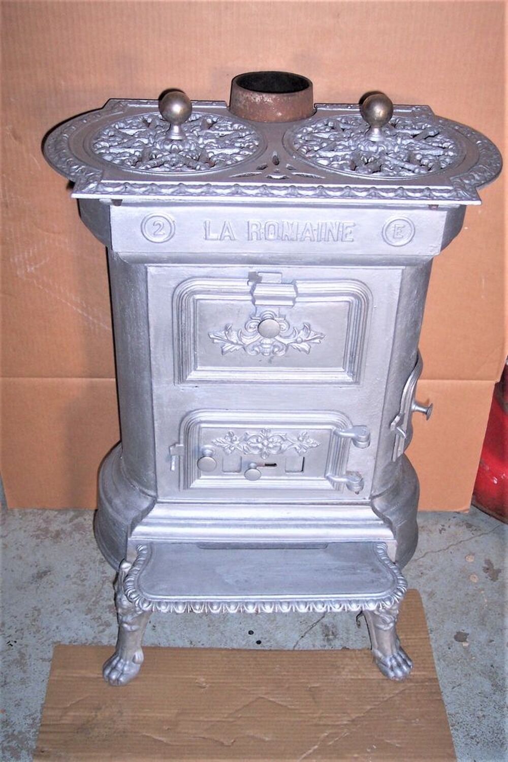 Fourneau fonte pour d&eacute;coration Décoration