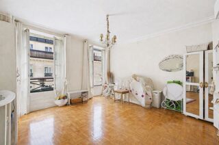  Appartement � vendre 5 pi�ces 98 m� Paris