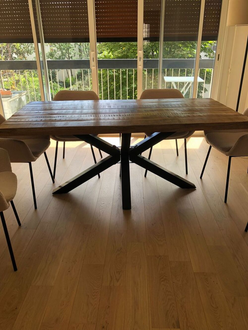 Table en bois design Meubles