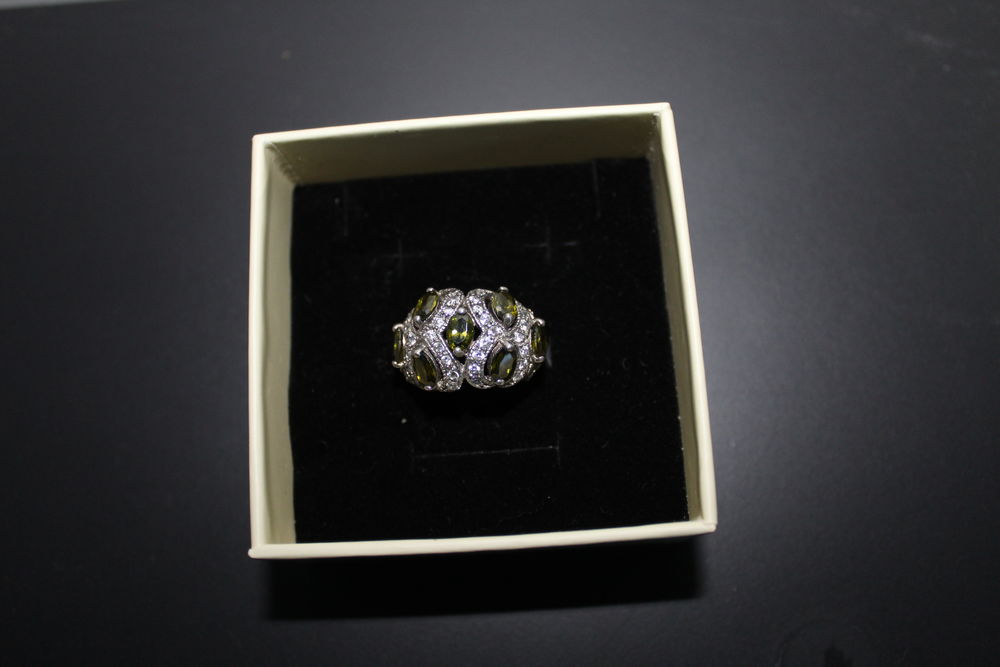 Bague argent 925 /oxydes de zirconium Bijoux et montres