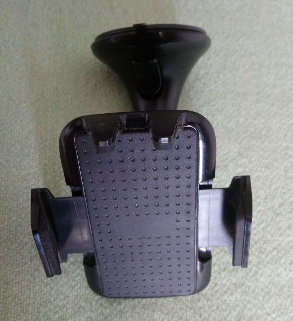 Support t&eacute;l&eacute;phone voiture Téléphones et tablettes
