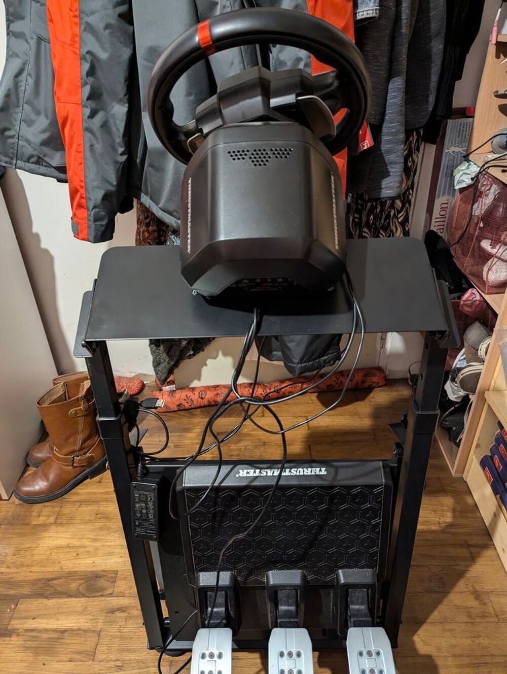 Volant trusmaster T247 Consoles et jeux vidéos