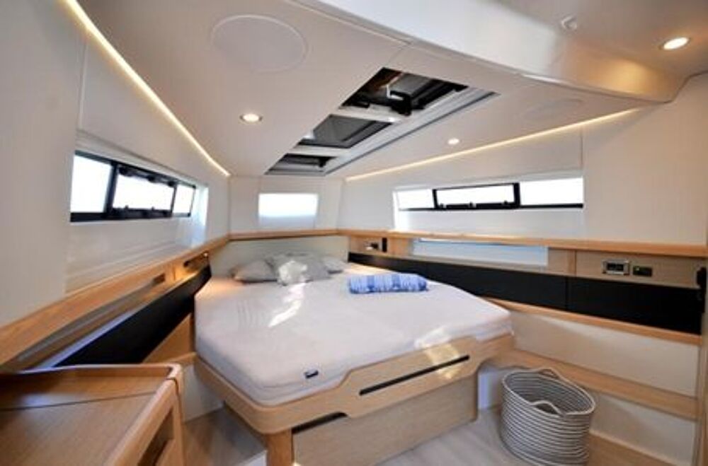 Vedette - Yacht - Offshore 2020 occasion 83990 Saint-Tropez