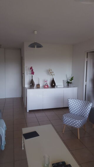  Appartement  louer 3 pices 67 m Les angles