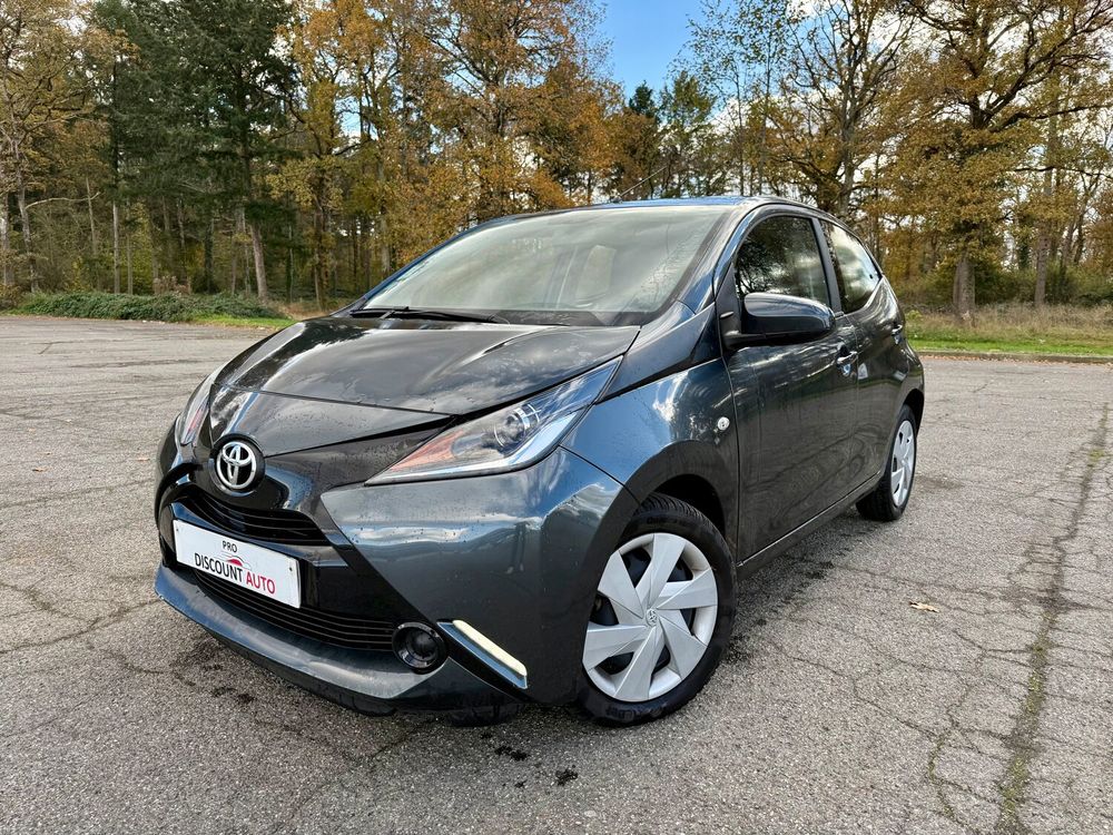 Aygo 1.0 VVT-i x-shift x-play 2016 occasion 65800 Aureilhan