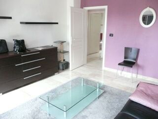  Appartement à louer 3 pièces 60 m²