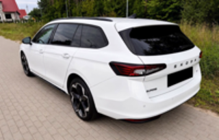 Superb Combi 1.5 TSI 204 ch Hybride Rechargeable PHEV DSG6 Sportline 2025 occasion 59000 Lille