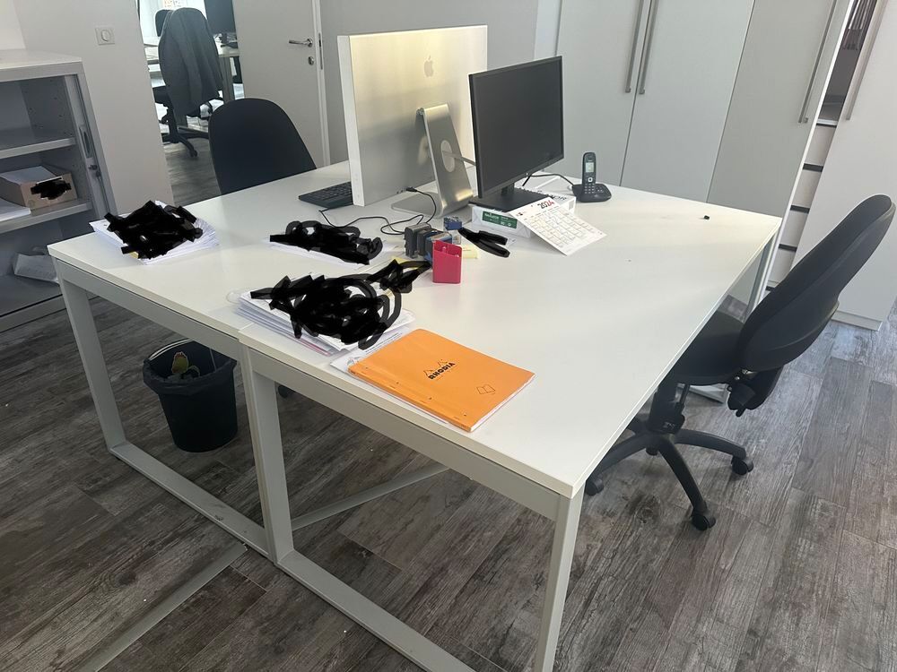 MOBILIER DE BUREAUX Meubles