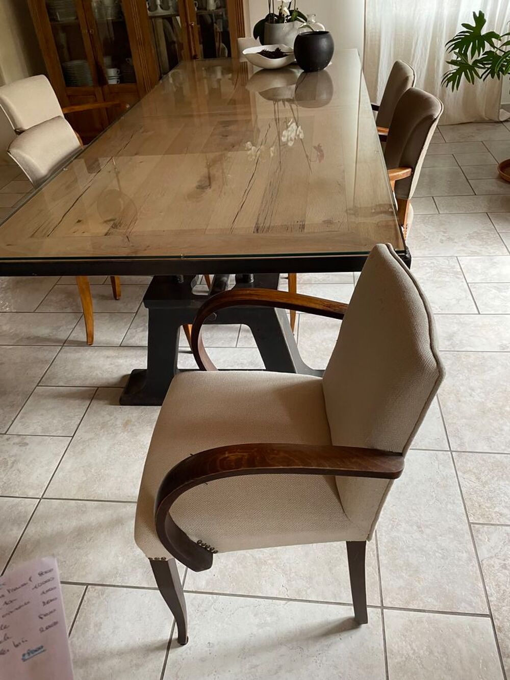 Table ch&ecirc;ne vintage 
Meubles