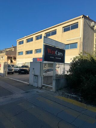  Immeuble à vendre 880 m² Nîmes