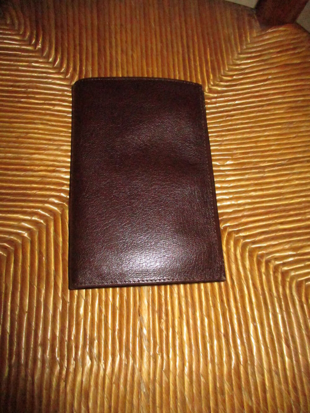 porte-feuilles en cuir marron (ancien permis de conduire) Maroquinerie