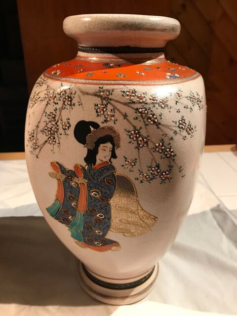 Vases japonais en trs bon tat 0 Ferrires-Haut-Clocher (27)
