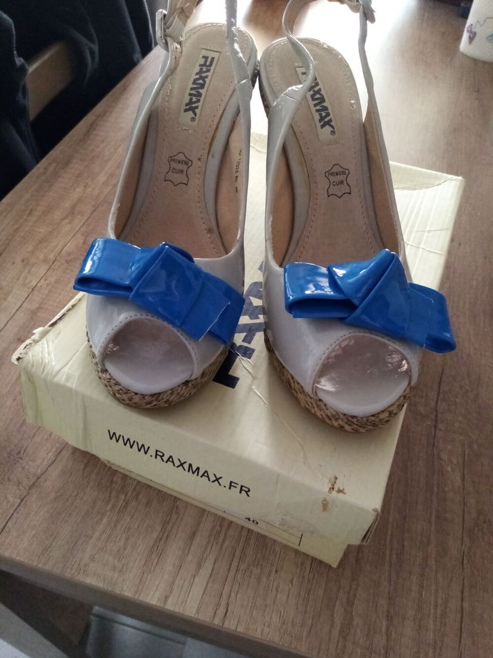 Chaussures compenser bleu deux en cuir Chaussures