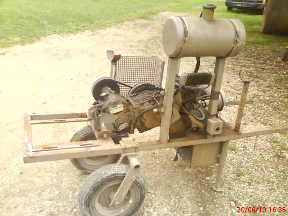 Moteur diesel sur ch&acirc;ssis mobil Bricolage