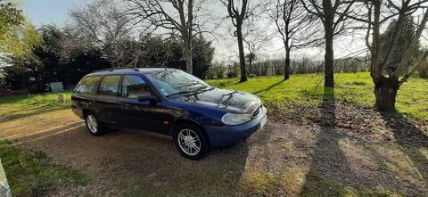 Ford Mondeo Clipper 1.8 TD Ghia 1999 occasion Dollon 72390