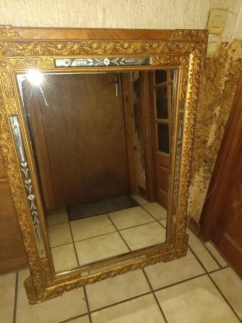 Miroir ancien bois et pltre dor 300 Quistinic (56)