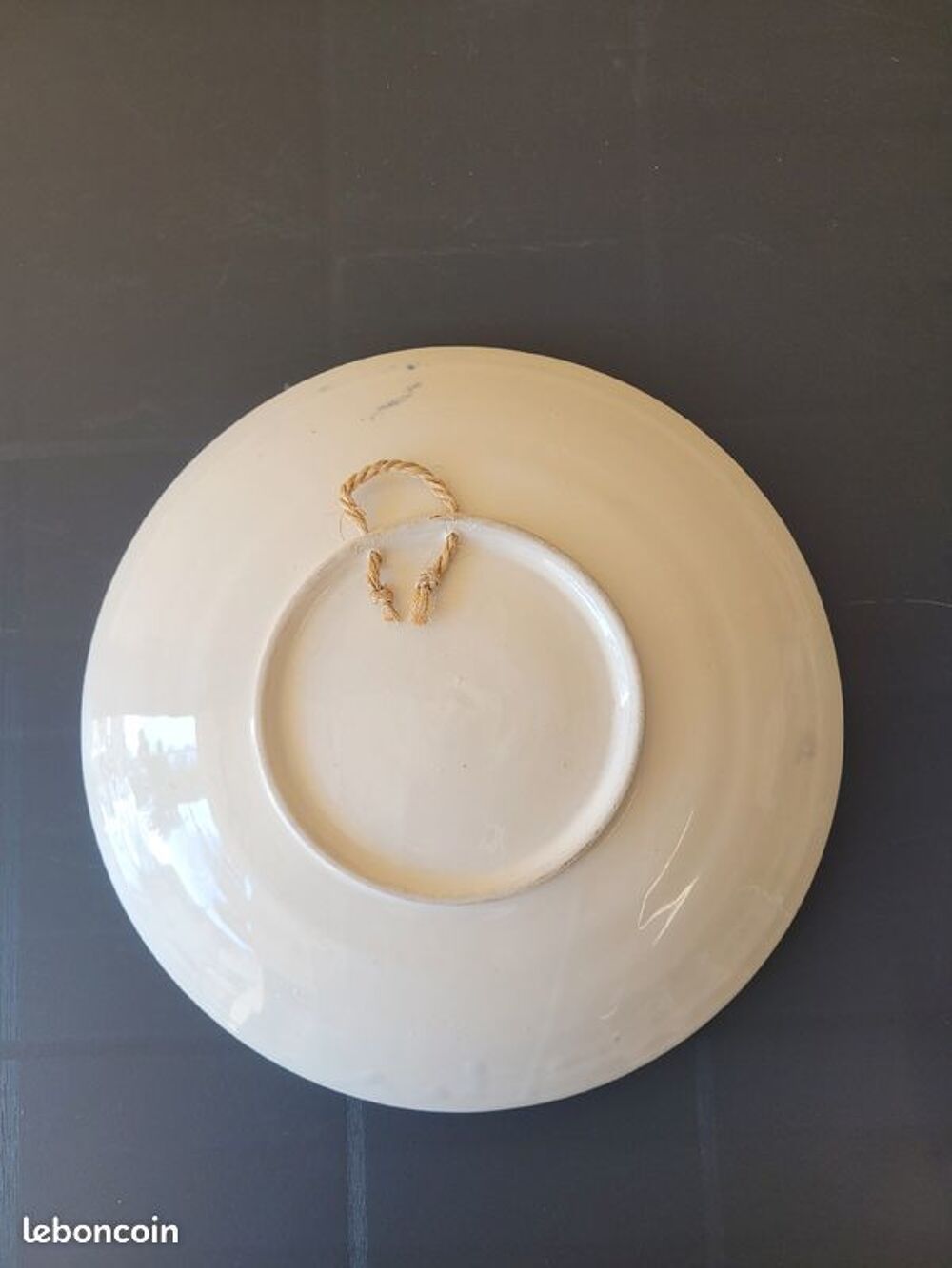 Assiette d&eacute;coration &agrave; suspendre Décoration