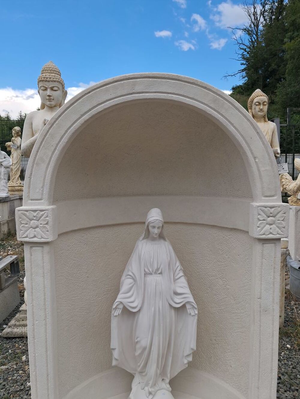 Niche en pierre pour statue Décoration