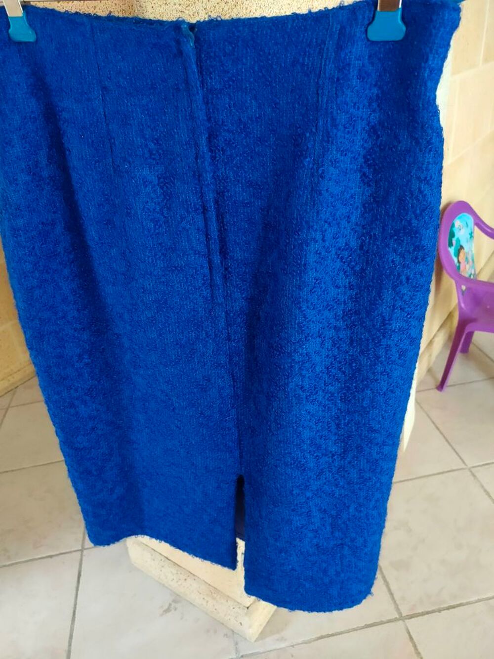VESTE ET JUPE ASSORTIE CHAUDE T.44 Vêtements