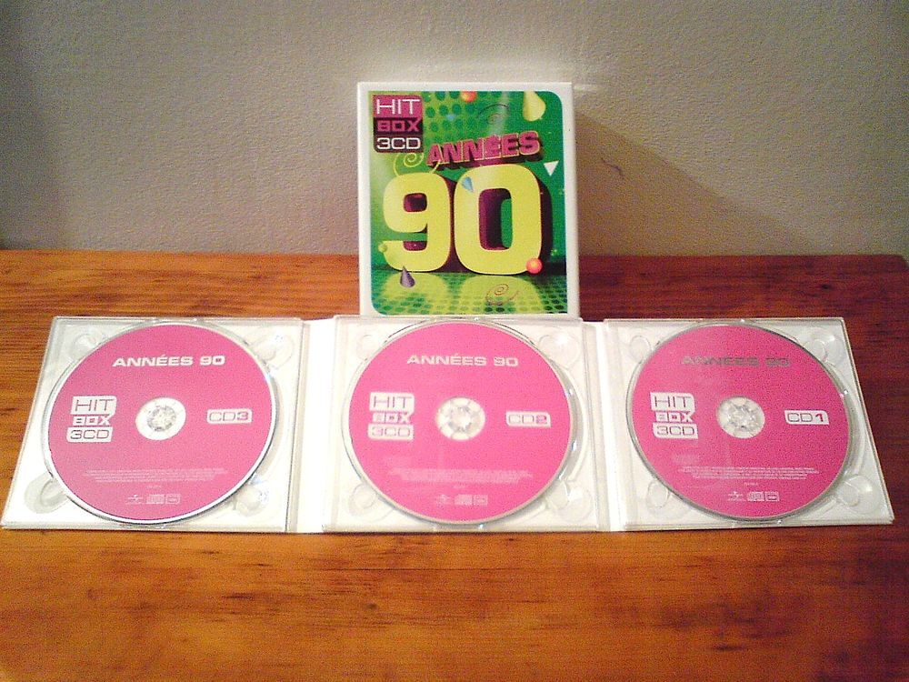 COFFRET tubes ann&eacute;es 90 3 CD NEUF CD et vinyles