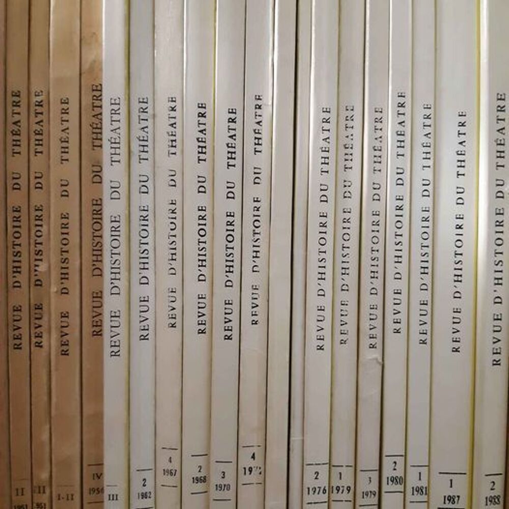 26 num&eacute;ros de la Revue d'Histoire du Th&eacute;&acirc;tre, de 1951 &agrave; 2015 Livres et BD