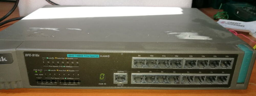 D-Link DFE-916X 16-port 10/100 Ethernet HUB Matériel informatique