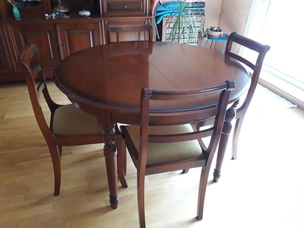 table plus chaises merisier massif Meubles