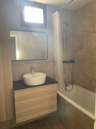  Appartement  vendre 3 pices 65 m