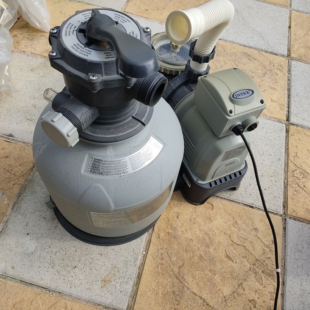 Piscine INTEX Jardin