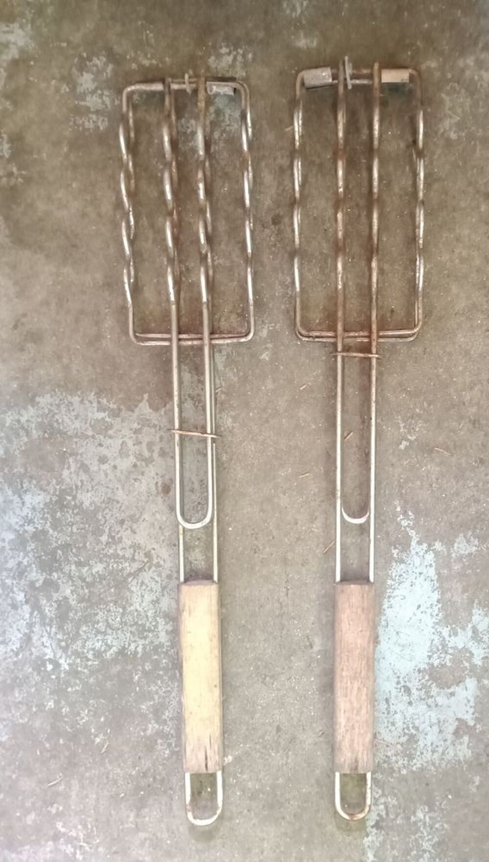 plusieurs grilles doubles barbecue Jardin