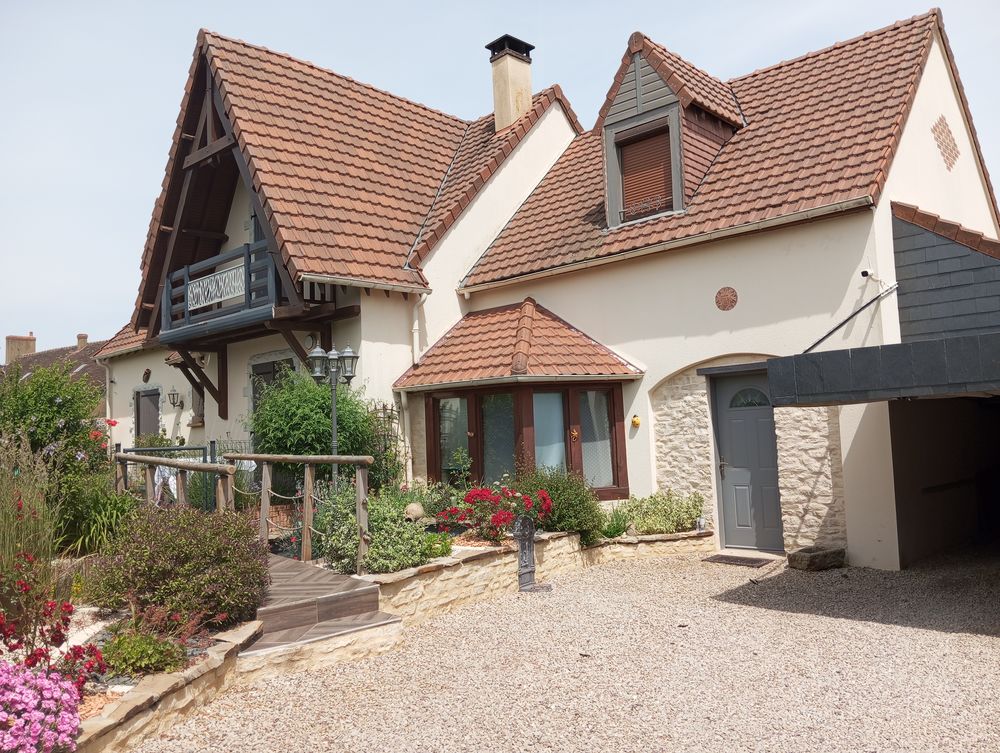 Vente Maison de maison et petite maisonnette pour Airbnb par exempl Oisseau-le-petit