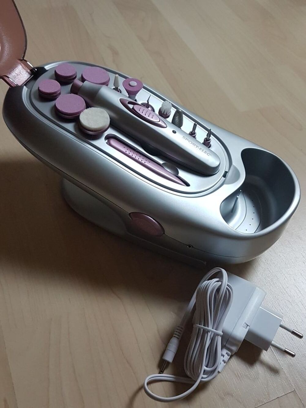 SPA MANUCURE/PEDICURE RECHARGEABLE SPORT-ELEC INSTITUT NEUF Electroménager