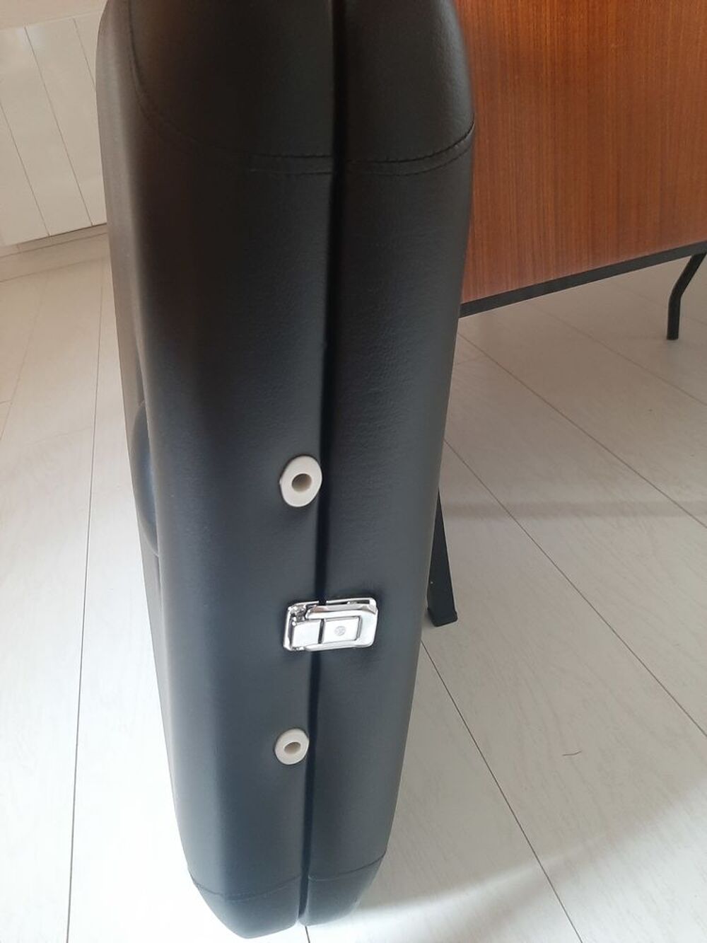 Table de massage pliante 90 cm TBE Meubles