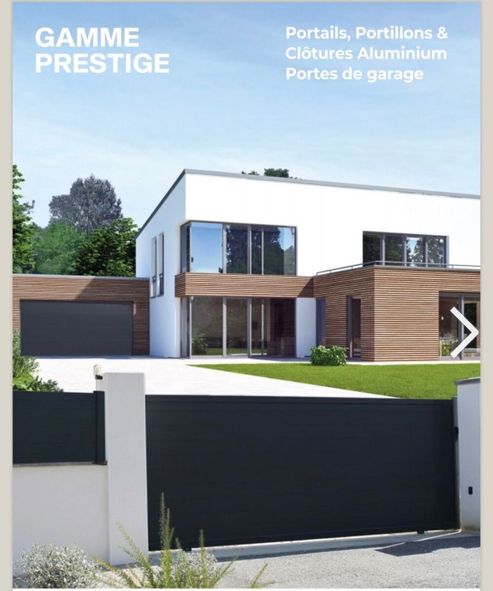 Portail coulissant + moteur Jardin