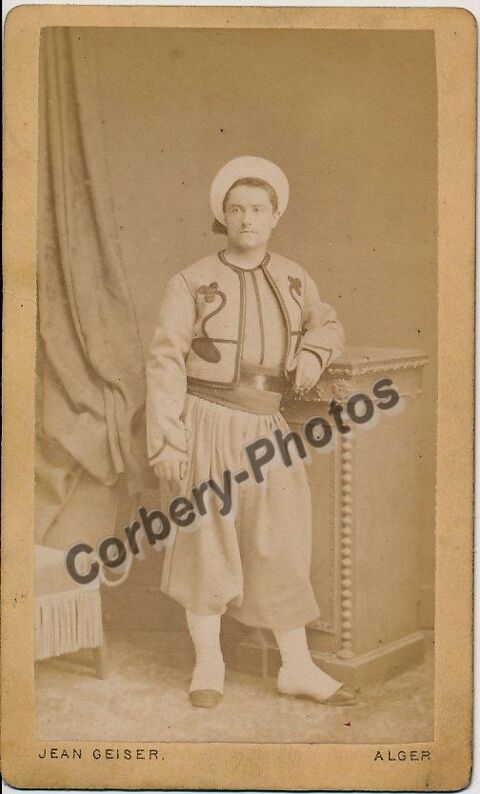 CDV Photographie Portrait Militaire Tirailleur Algérien 0 Loches (37)