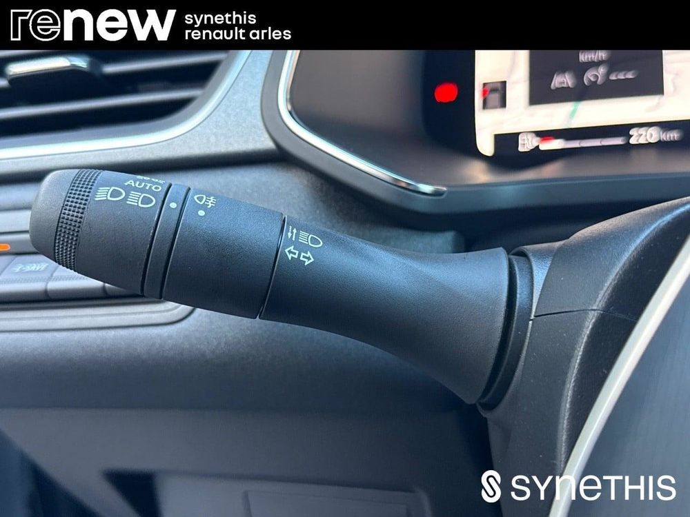 Captur E-Tech full hybrid 160 ch Techno 2025 occasion 13200 Arles