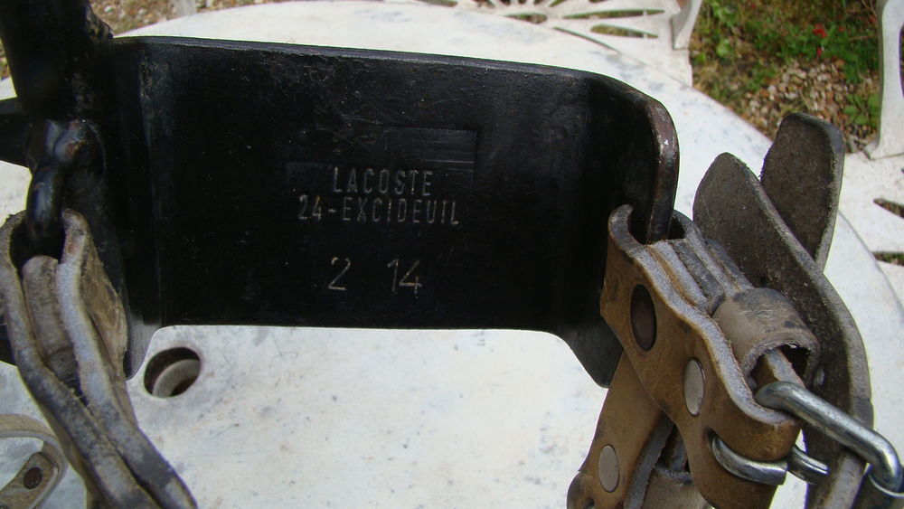 Grimpettes en acier forg&eacute; - Lacoste
Bricolage