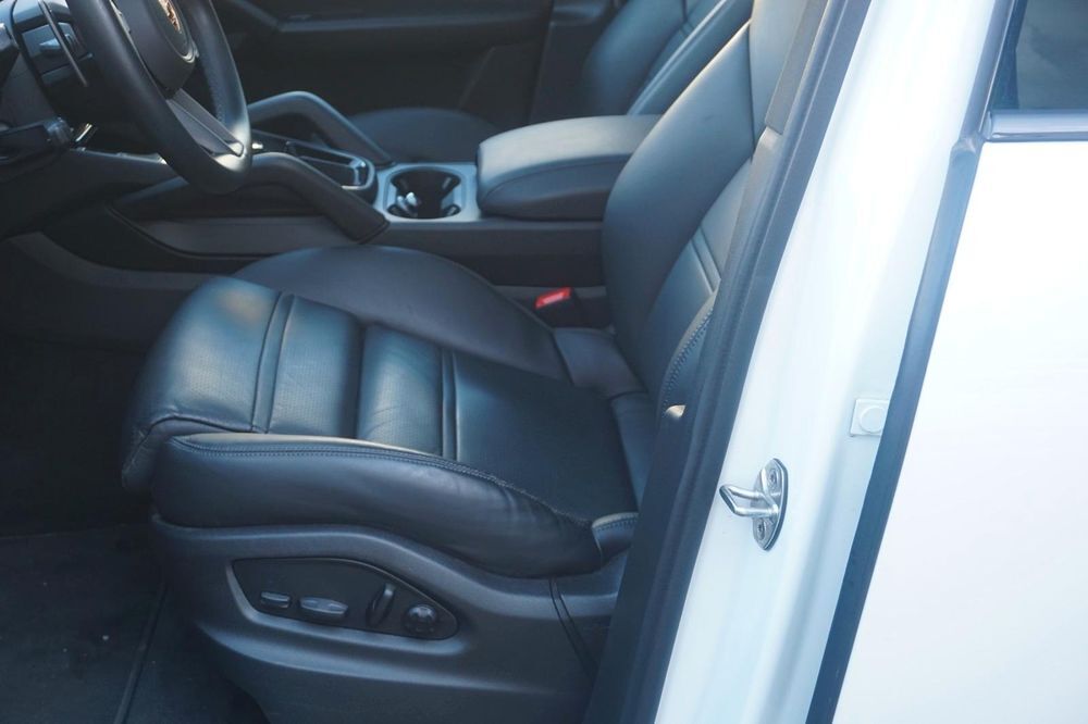 Cayenne Coupe E-Hybrid 3.0 V6 470 ch Tiptronic BVA 2023 occasion 44000 Nantes